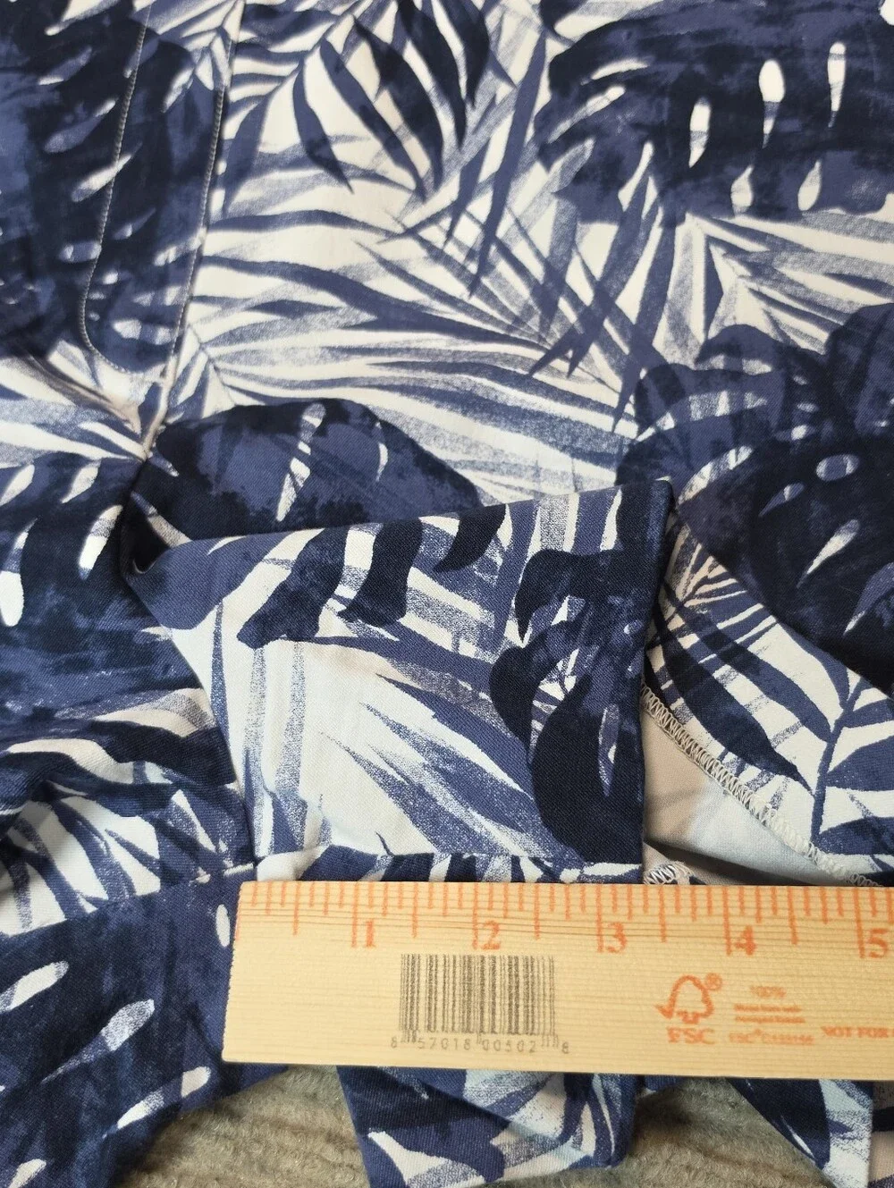 Spanx Twill Pull On Shorts Womens XL Tropical Stretch Inseam 3.5